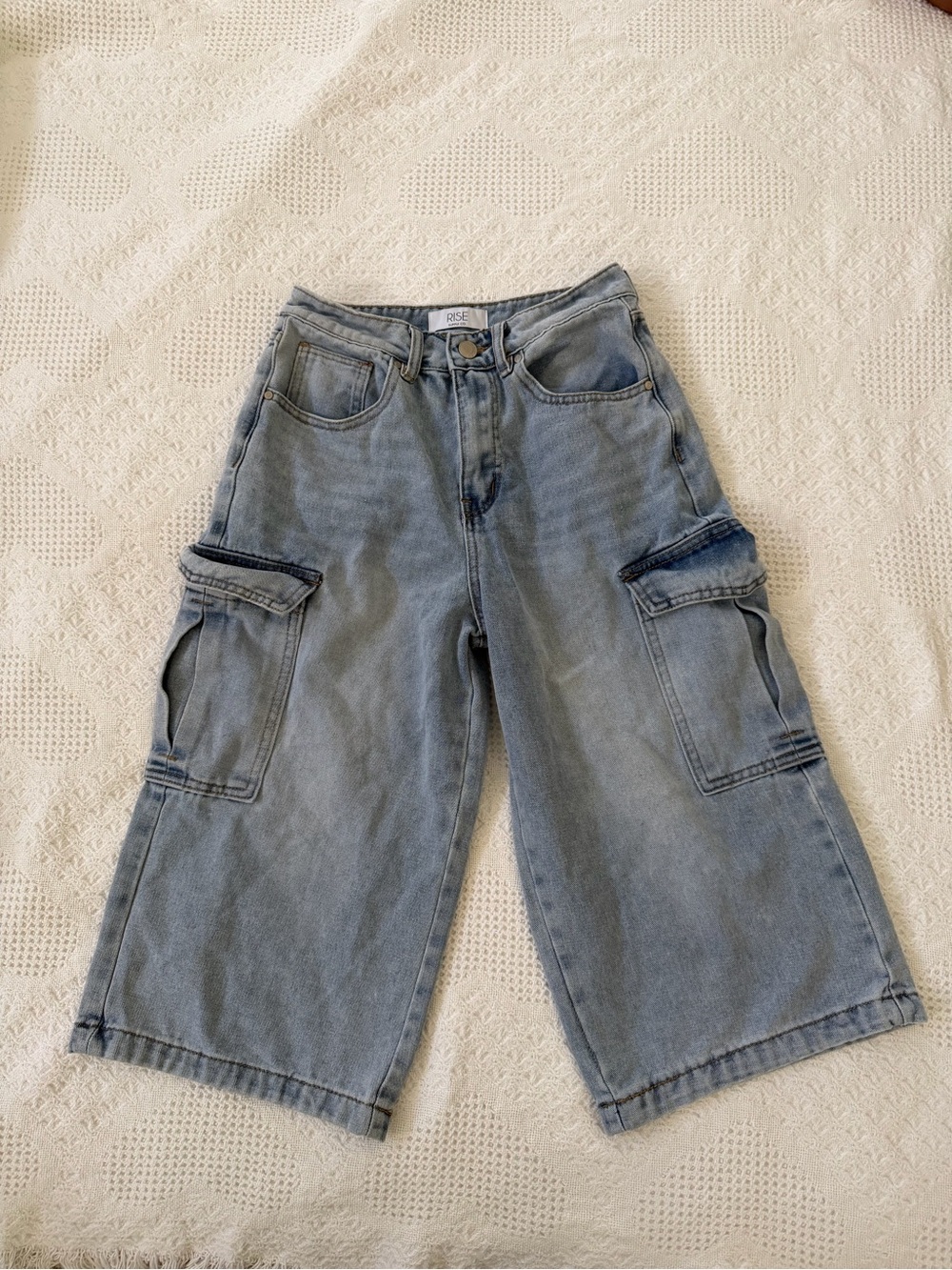 Light Wash Denim Cargo Shorts - Wide Leg